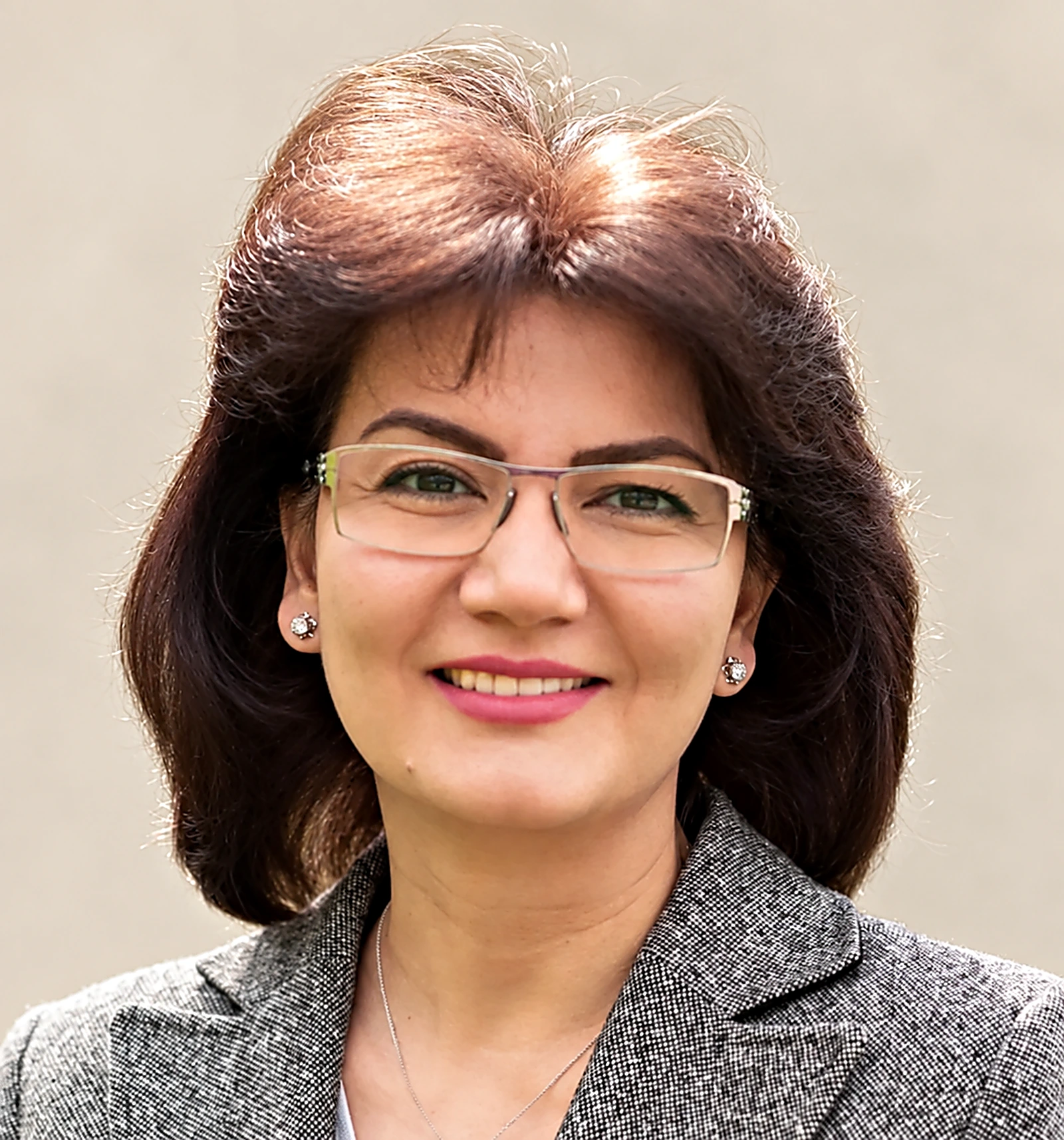 Porträt der Zahnärztin Dr. Asisa Friedmann